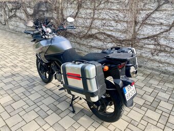 Suzuki dl 650 v strom - 2