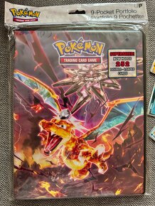 Pokémon originál album veľký Charizard + 20 kartičiek - 2