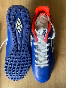 kopačky umbro - 2