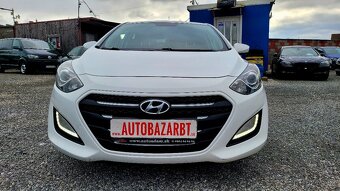 Hyundai i30 1.6 CRDi DOHC 16V Family - 2