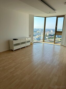 NA PRENÁJOM 2-IZBOVÝ APARTMAN V KOMPLEXE VIENNA GATE, BA - 2