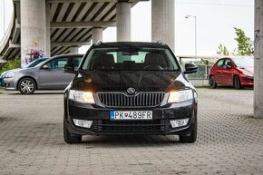 Škoda Octavia Combi 2.0 TDI Elegance DSG - 2