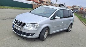 Volkswagen Touran Facelift 1.9tdi 77kw automat - 2