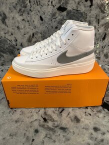 Nike Blazer Phantom Mid - 2