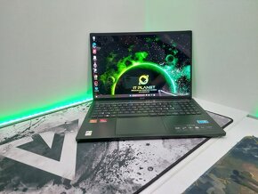 Ultratenký a Ultraľahký Prémiový notebook za polovicu - 2