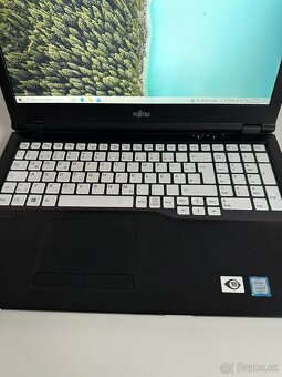 Fujitsu E559 / i5-8265U / 16GB RAM / 512GB SSD / Win 10 - 2