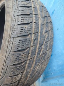 2x  zimné pneu 235/55r18 spolu 50eur - 2