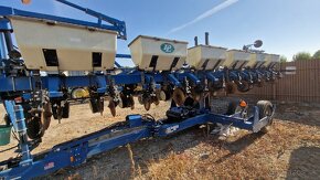 Kinze 3600 R12 - 2