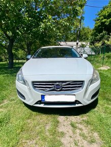 Volvo V60 D4 Momentum 120kw - 2