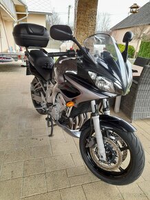 Yamaha fazer 600. Rv. 2009 - 2