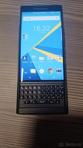 Blackberry STV 100-4 - 2