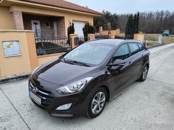 Hyundai i30 CW, 1.6 benzín, Nové kúpené na Slovensku - 2