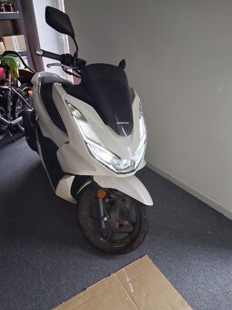 Motorka Honda PCX - 2