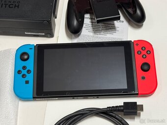 Nintendo switch LCD 32gb - Dobrý stav - komplet balenie - 2