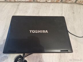 TOSHIBA Tecra A11, i3, 15.6", 4 GB RAM, 240 GB SSD, Win 10 - 2