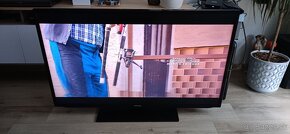 Predam 46" LED TV Samsung UE46EH5450W - 2