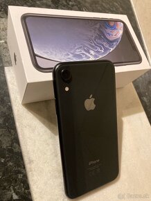 iPhone XR black 64gb - 2