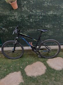 Predávam použitý horský bicykel b”twin rockrider 340 - 2