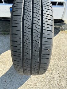 Letnè Pneu 235/55/r18 - 2