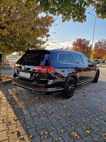 Volkswagen Passat R-Line Black edition 140kw - 2