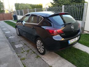 Opel Astra J 1.7cdti - 2