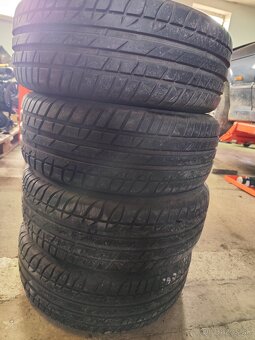 Predám pneu 195/55 r15 - 2