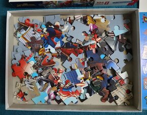 Puzzle Spiderman + kniha Lego + 2x plyšák + Pop It - 2