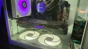 GIGABYTE GeForce GTX 1080 G1 Gaming - 2