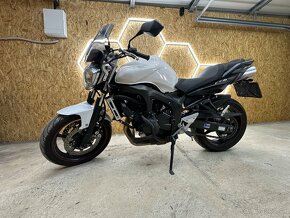 Yamaha FZ6 S2 - 2