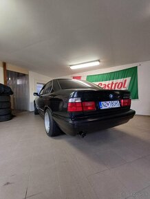 BMW E 34   V8 - 2