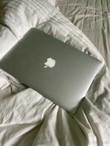 Apple MacBook Air 13" 2017 - top ponuka - 2