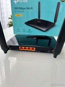 TP-Link TL-MR6400 wifi router - 2