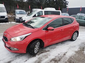 Kia Cee´d 1.6 GDi Gold - 2