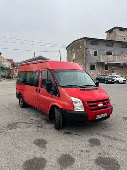 Ford transit 9 miestne - 2