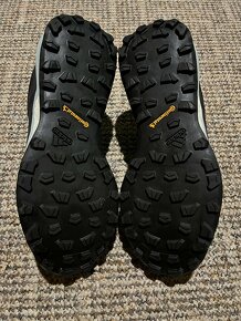 8x Dámské boty Adidas Terrex, velikost 38 , 39, 40, 41 - 2