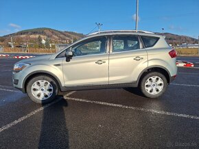 Ford kuga 2.0tdci 4x4 100kw rok 2/2010 - 2