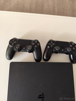 Predám ps4 - 2