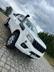 Nissan Navara pick-up - 2