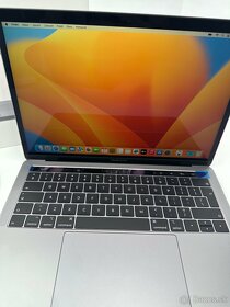  MacBook Pro (13-inch, 2019) - 1 cyklus | i7 | 16GB/500GB  - 2