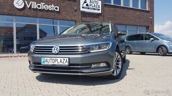 Volkswagen Passat Variant 2.0 TDI Highline BlueMotion - 2