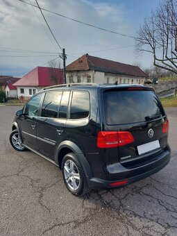 TOURAN CROSS  2.0TDI 103KW ...2012... SK ŠPZ - 2