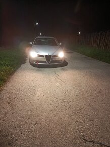 Alfa Romeo 159 - 2