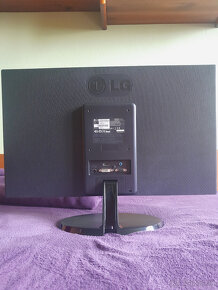 LCD monitor LG - 2