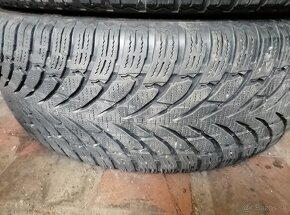 Predám 2ks Zimné pneumatiky WR SUV 225/60 R18 - 2