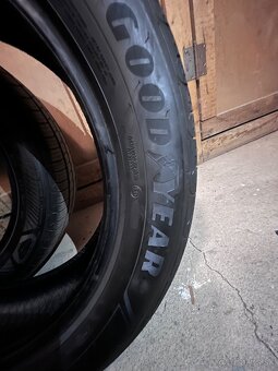 GoodYear Efficiencygrip 195/60/R18 - 2