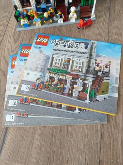 LEGO 10243 Pařížská restaurace. - 2