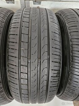 235/55 R18 - 2