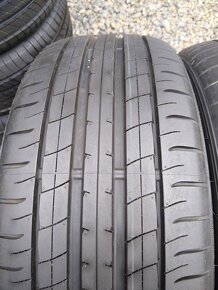 225/50 R 18 95 V letné + alu R 18. - 2