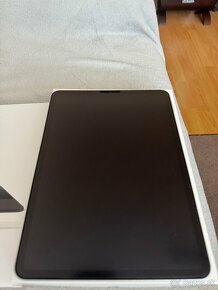 Apple iPad Pro 11” (2020) + Magic Keyboard + Apple pencil - 2