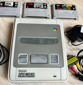 Super Nintendo SNES - konzola + hry - 2